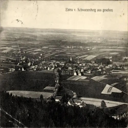 Ak Elstra in der Oberlausitz Sachsen, Landschaftsblick auf  Felder und Häuser, etwas bewölkter...