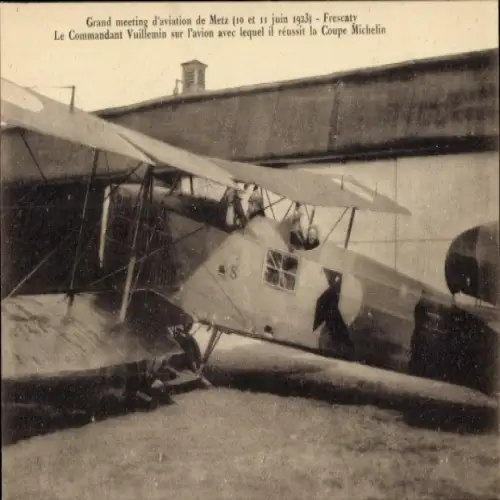 CPA Grand meeting d'aviation de Metz 1923, Frescaty, Le Commandant Vuillemin sur l'avion