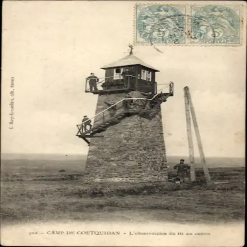 Ak Camp de Coëtquidan Morbihan, Turm, Beobachtungsstation, Soldaten, Landschaft