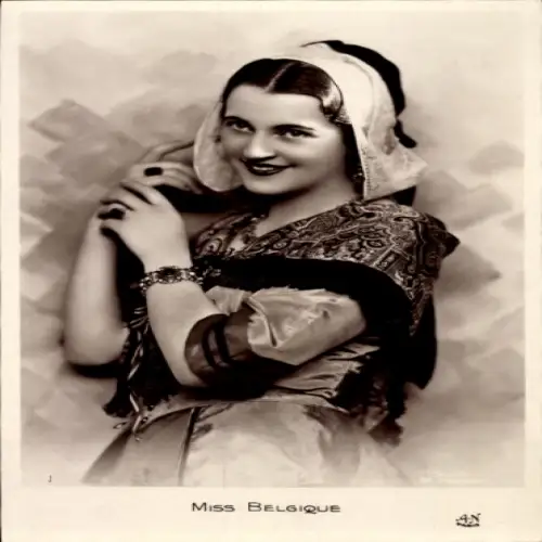 Ak Miss Belgien, Portrait in Tracht