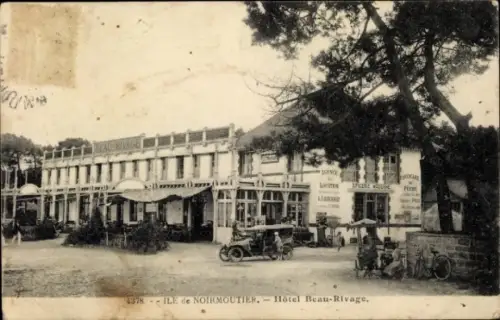 Ak Île de Noirmoutier Vendée, Hotel Beau-Rivage, Gebäude mit Fensterläden, Motorräder, Bäume