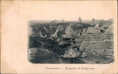 Ak Commentry Allier, Blick auf Tranchée de Longeroux, Gebirgslage, grüne Farben