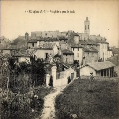 Ak Mougins Alpes Maritimes,  Blick auf die Stadt, Kirche und Gebäude