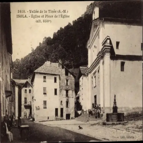 Ak Isola Alpes Maritimes, Vallée de la Tinée, Kirche, Platz,  Gebäude