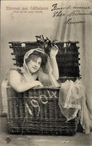 Ak Frohes Neujahr, Frau im Korb sitzend, 1904