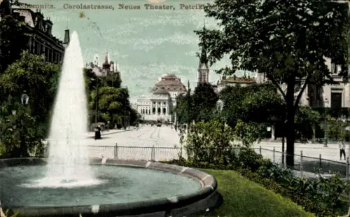Ak Chemnitz in Sachsen, Brunnen, Neues Theater, Carolastrasse, Stadtansicht, Grünanlagen