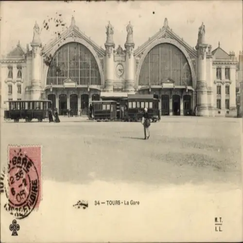 Ak Tours Indre et Loire, Bahnhof  alte Architektur, Straßenbahnen, Menschen auf dem Platz