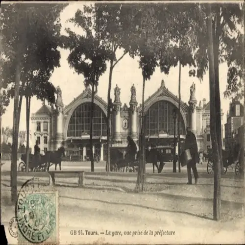 Ak Tours Indre et Loire, Bahnhof, Ansicht von der Präfektur, Pferdekutschen, Bäume
