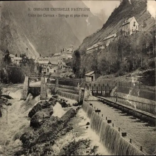 Ak Les Clavaux Allier, Compagnie universelle d'Acétylène, barrage et prise d'eau