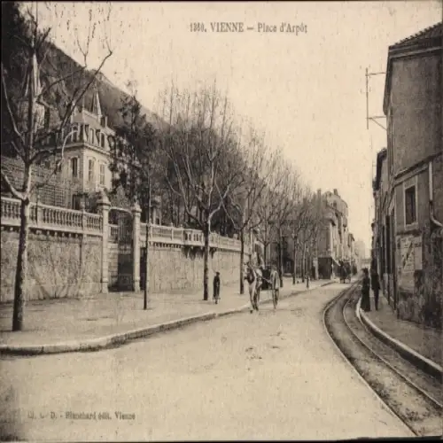 Ak Vienne Isère, Place d'Arpot