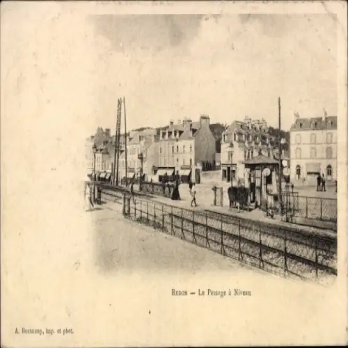 Ak Redon Ille et Vilaine, Passage a Niveau, Bahnübergang