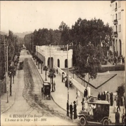 Ak Hendaye Pyrénées-Atlantiques, 6.  Côte Basque, Avenue de la Plage, alte Straßenansicht