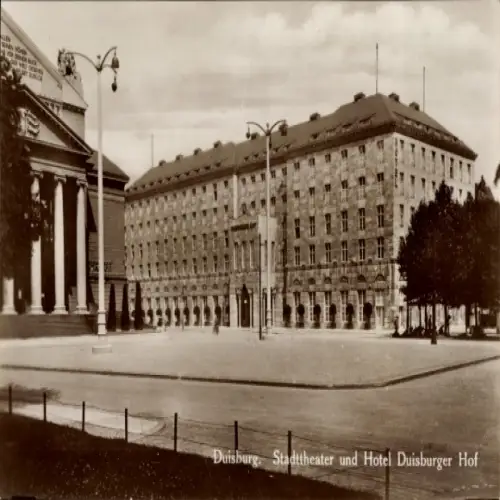 Ak Duisburg im Ruhrgebiet, Stadttheater, Hotel Duisburger Hof,  Architektur, schwarz-weiß