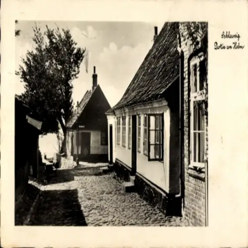 Ak Schleswig an der Schlei,  Partie am Holm, Häuserviertel, enge Gasse, Echte Photographie