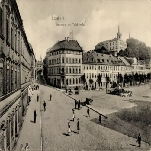 Ak Schleiz im Vogtland Thüringen, Neumarkt, Teichstraße,  Architektur, Menschen auf der Straße, B