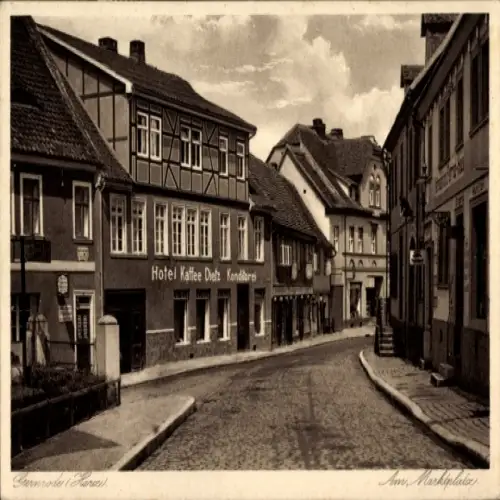 Ak Gernrode Quedlinburg im Harz, Hotel Kaffee Dietz, Konditorei, Am Marktplatz, gepflasterte Stra