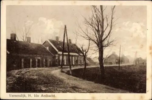 Ak Hendrik Ido Ambacht Südholland, Versendijk, Häuser, Bäume, ländliche Umgebung