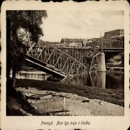Ak Przemyśl Polen, Brücke, Fluss, Ufer, Gebäude, Landschaft, 3. Mai