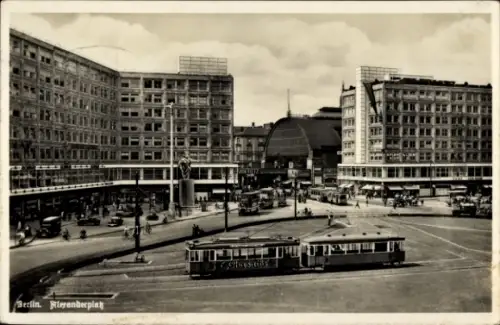Ak Berlin Mitte, Alexanderplatz, Straßenbahn,  Gebäude, Menschen, Verkehr