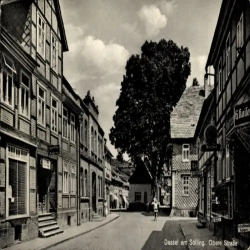 Ak Dassel in Niedersachsen, Blick in die Obere Straße, Bäckerei, Schuhhaus Kaiser
