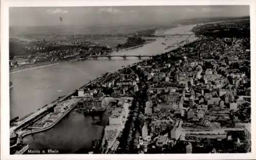 Ak Mainz am Rhein, Luftaufnahme von Mainz, Rhein, Stadtansicht, Brücken