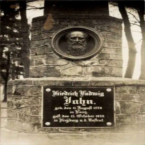 Foto Ak Freyburg an der Unstrut, Denkmal Turnvater Jahn