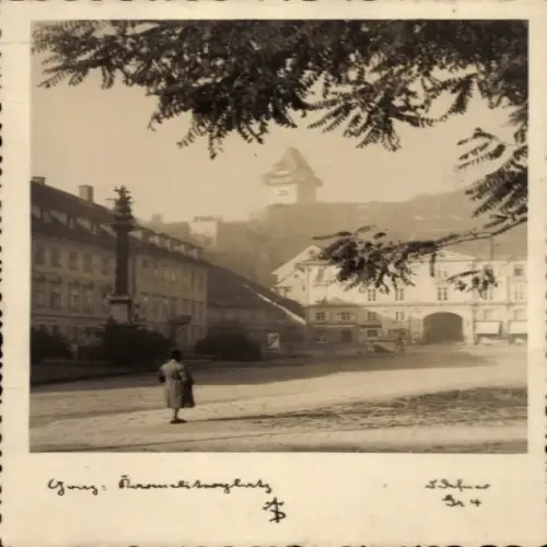 Foto Ak Graz Steiermark, Karmeliterplatz
