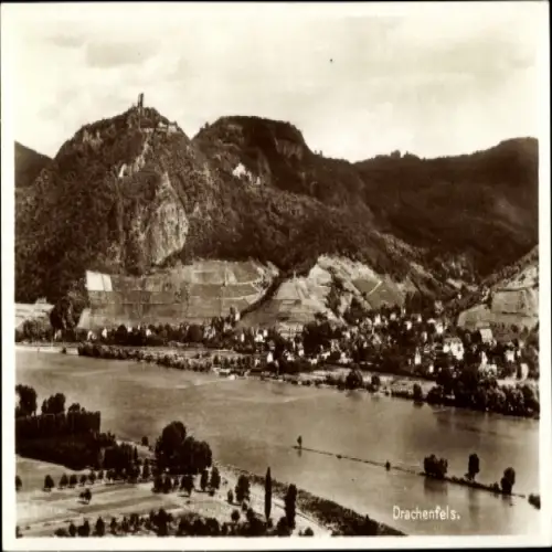 Ak Königswinter am Rhein, Drachenfels, Bergansicht mit  Rheinlandschaft, Landschaftsaufnahme