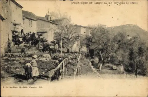 Ak Grasse Alpes Maritimes, Historisches Dorfbild, Bäume, Hügel, Menschen am Gartenweg
