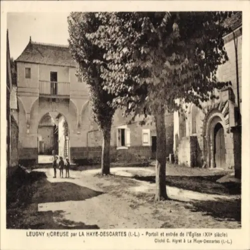CPA La Haye Descartes Indre et Loire, Eglise