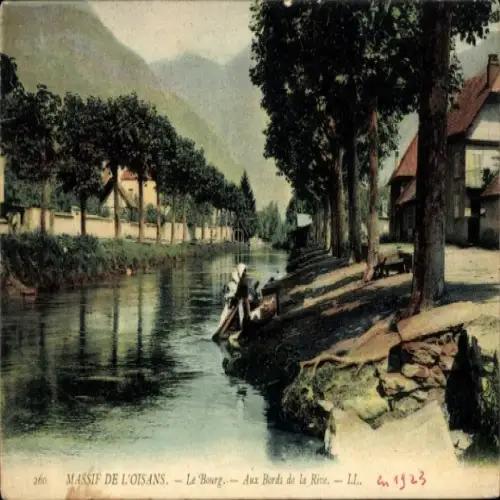 CPA Massif de l'Oisans Isère, Le Bourg, Au Bords de la Rive