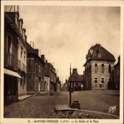 CPA Martigné FerchaudIlle et Vilaine, Mairie et la Place