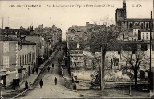 Ak Montferrand Gironde, Straße mit Häusern, Eglise Notre-Dame, Apotheke, schneebedeckte Bäume
