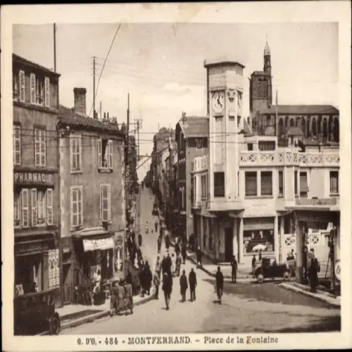 Ak Montferrand Gironde, Platz de la Fontaine