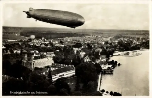 Ak Friedrichshafen am Bodensee, Schloss, Zeppelin