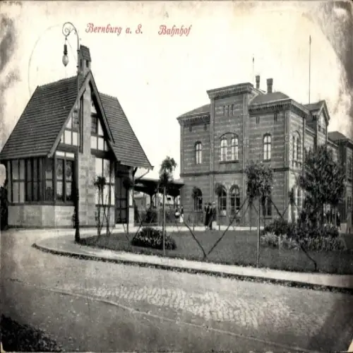 Ak Bernburg an der Saale, Bahnhof