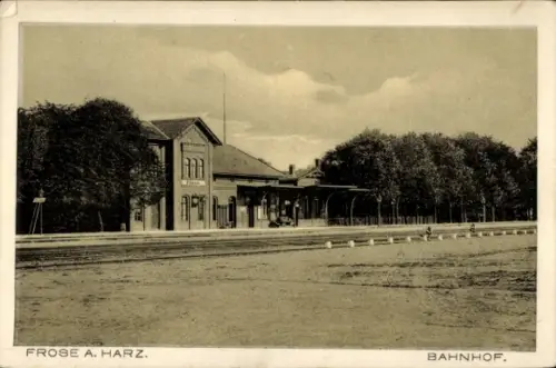 Ak Frose in Anhalt, Bahnhof