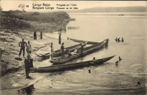 Ak Congo Belge DR Kongo Zaire, Congo Belge, Belgisch  Pirogues sur l'Uele, Prausen op de Uele
