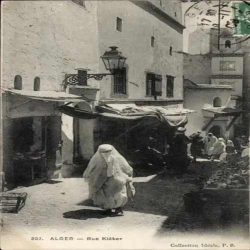 Ak Algier Alger Algerien,  Rue Kléber, Straßenszene, Frauen in traditioneller Kleidung
