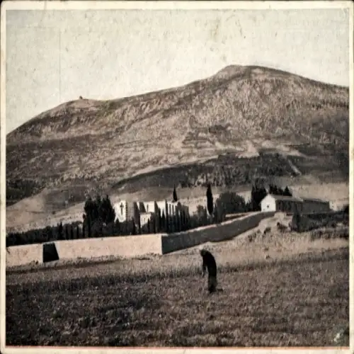 Ak Jakobsbrunnen Jordanien, Kloster mit Berg Garizim