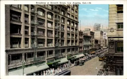 Ak Los Angeles Kalifornien USA, Broadway, Seventh Street, Straßenansicht, Gebäude, Menschenmengen