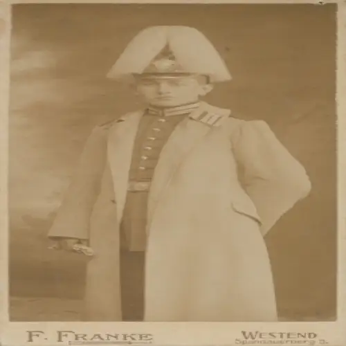 Kabinett Foto Deutscher Soldat, Kaiserreich, Federbusch, Fotograf F. Franke, Berlin Westend