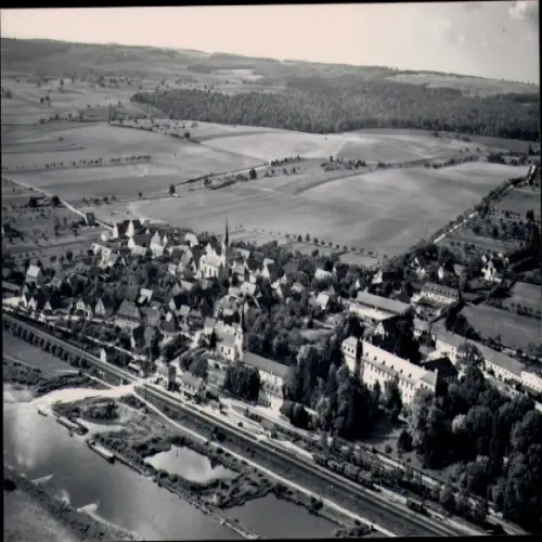 Ak Horhausen Obertheres Theres in Unterfranken, S/W-Foto einer ländlichen Gegend mit Fluss, St...
