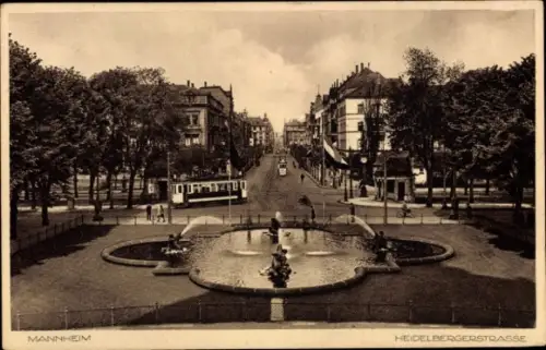 Ak Mannheim in Baden, Heidelberger Straße, Brunnen, Häuser, Straßenbahn, Bäume