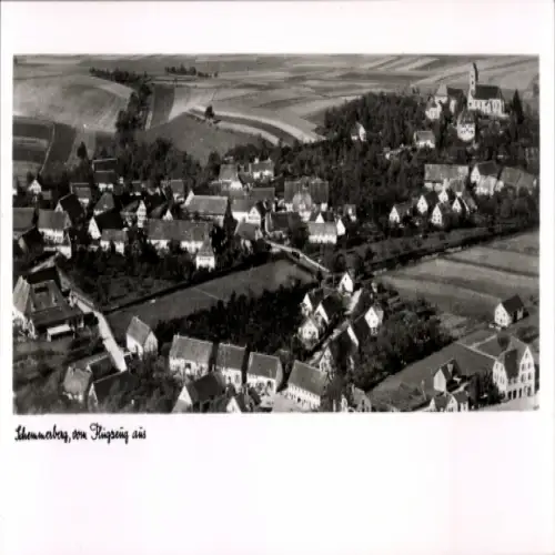 Ak Schemmerberg Schemmerhofen in Württemberg, Luftaufnahme von  viele Häuser, Felder, Kirche
