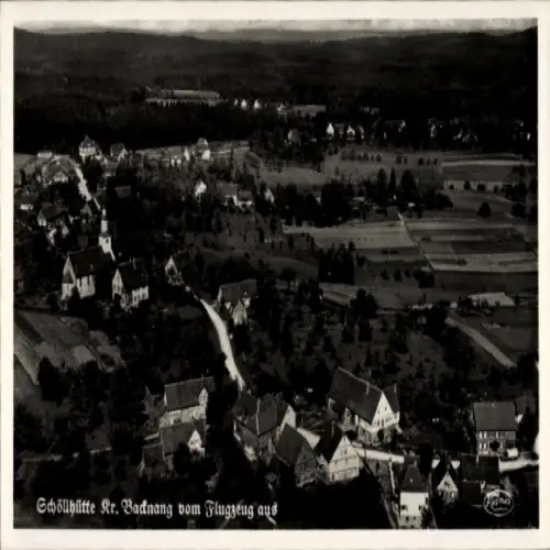 Ak Backnang in Württemberg, Luftaufnahme, Schöllhütte, Wohnhäuser, Kirche, Landschaft, Felder