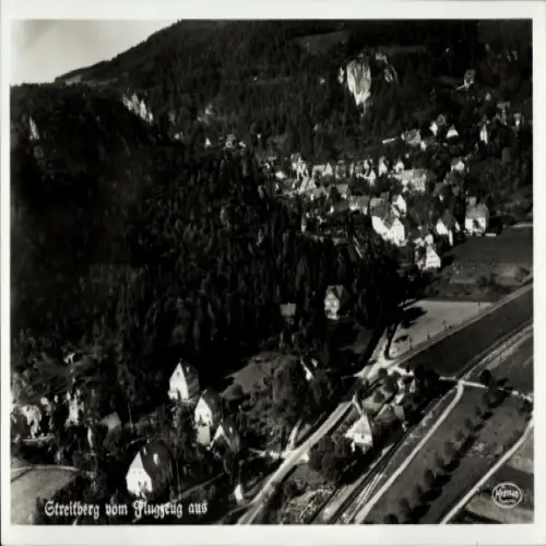 Ak Streitberg Wiesenttal Fränkische Schweiz, Luftaufnahme von  Häuser, Bäume, Landschaft