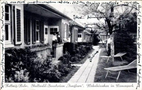 Ak Kettwig Essen im Ruhrgebiet, Stadtwald-Sanatorium Jungborn, Wohnhäuschen im Damenpark