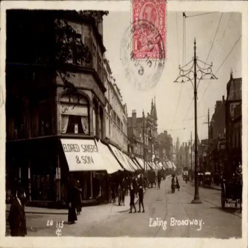 Foto Ak Ealing London England, Broadway, Eldred Sayers & Son