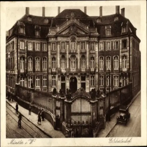 Ak Münster in Westfalen, Historische Gebäude, Ebdrostenhof, Straßenansicht, Menschen, Auto 